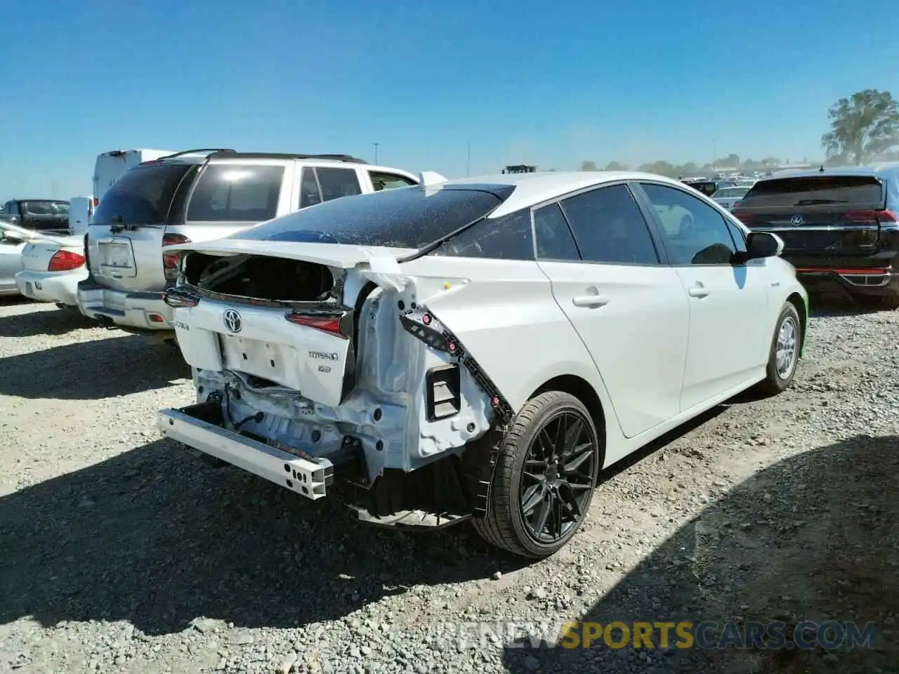 4 Photograph of a damaged car JTDKAMFU5M3151203 TOYOTA PRIUS 2021