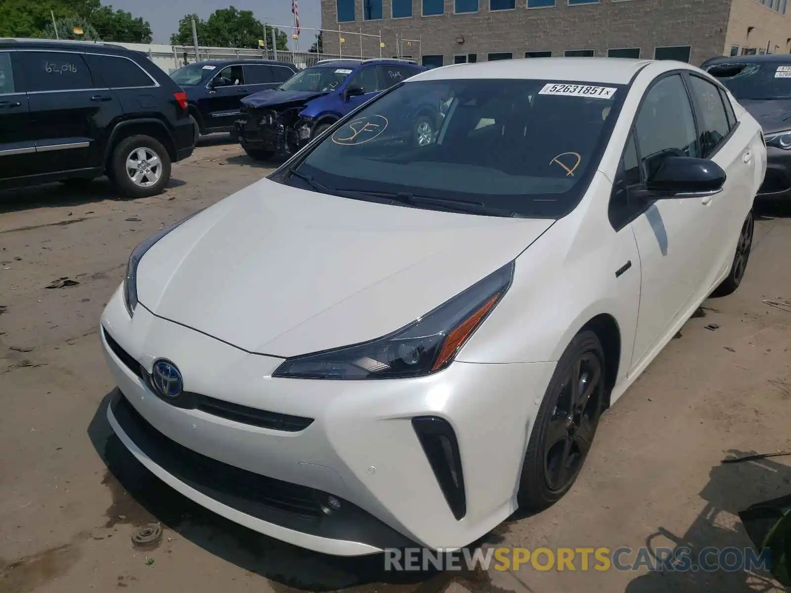 2 Фотография поврежденного автомобиля JTDKAMFU6M3127198 TOYOTA PRIUS 2021