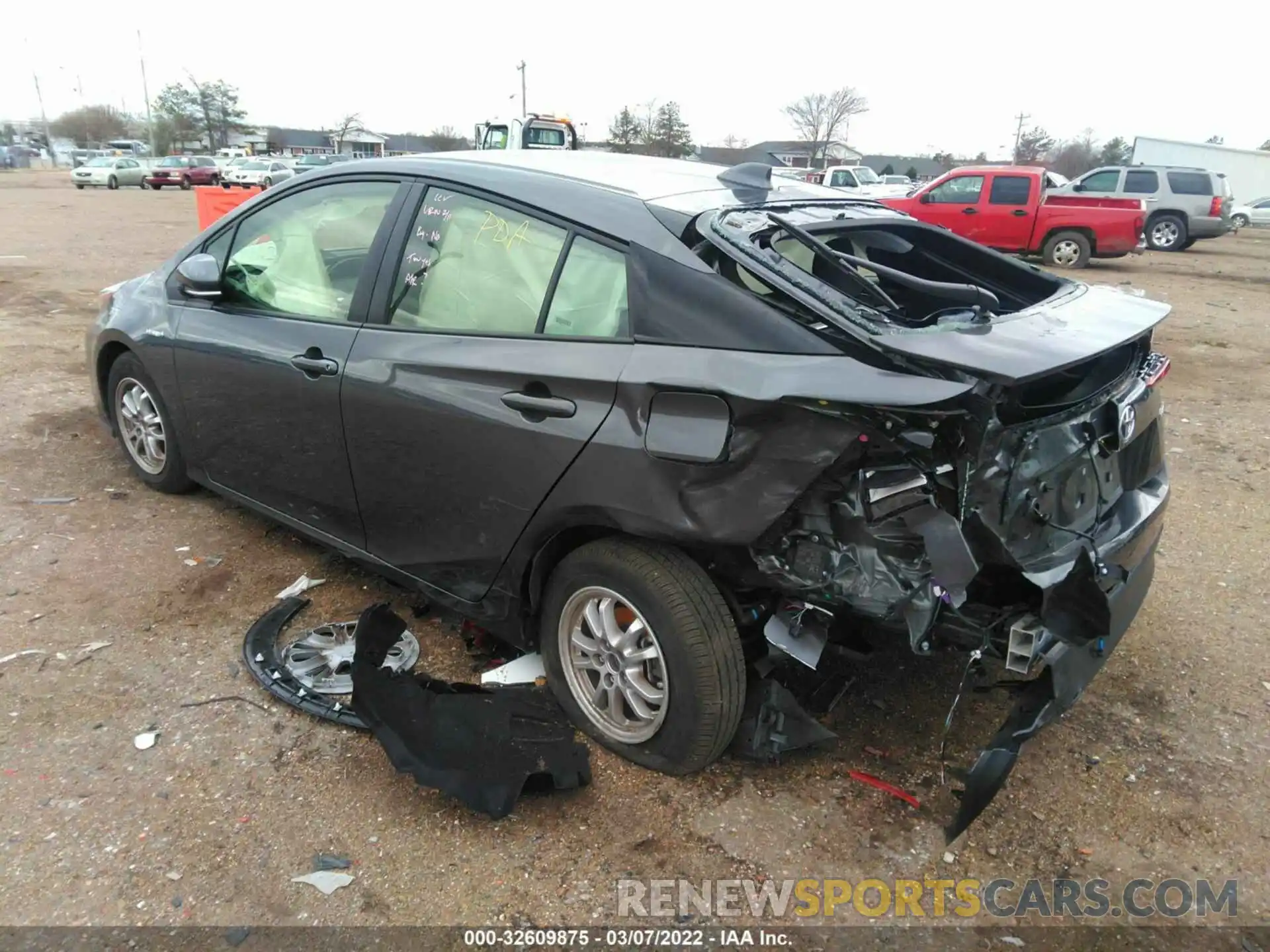 3 Photograph of a damaged car JTDKAMFU7M3147959 TOYOTA PRIUS 2021