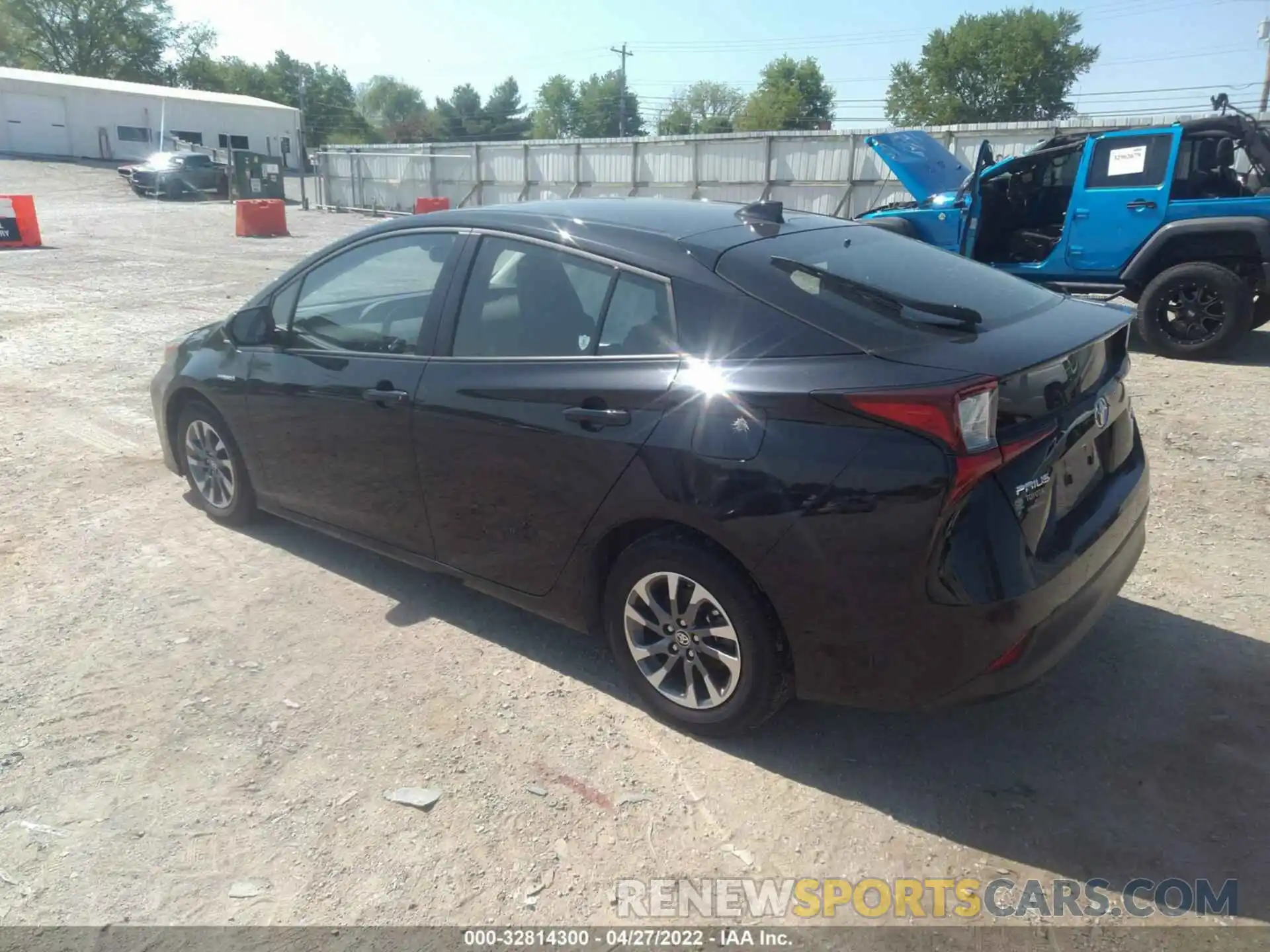 3 Фотография поврежденного автомобиля JTDKAMFU8M3142253 TOYOTA PRIUS 2021