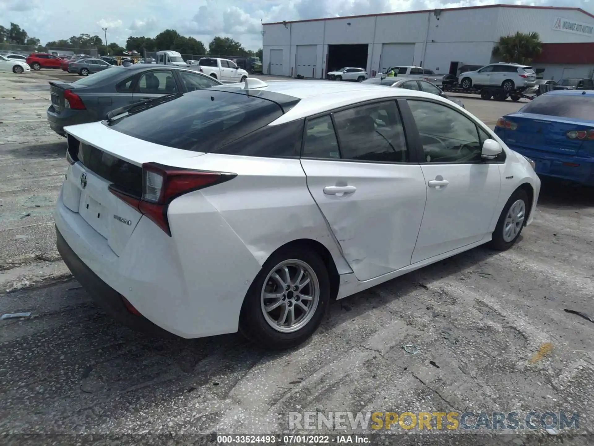 4 Photograph of a damaged car JTDKAMFU8M3148392 TOYOTA PRIUS 2021