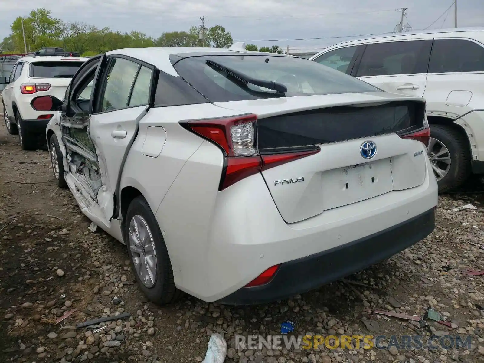 3 Photograph of a damaged car JTDKAMFU9M3136557 TOYOTA PRIUS 2021