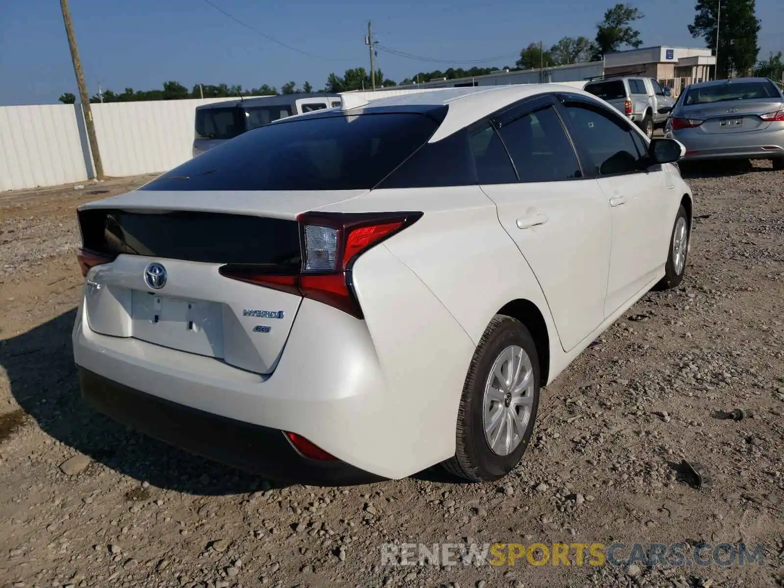 4 Photograph of a damaged car JTDKAMFU9M3140317 TOYOTA PRIUS 2021