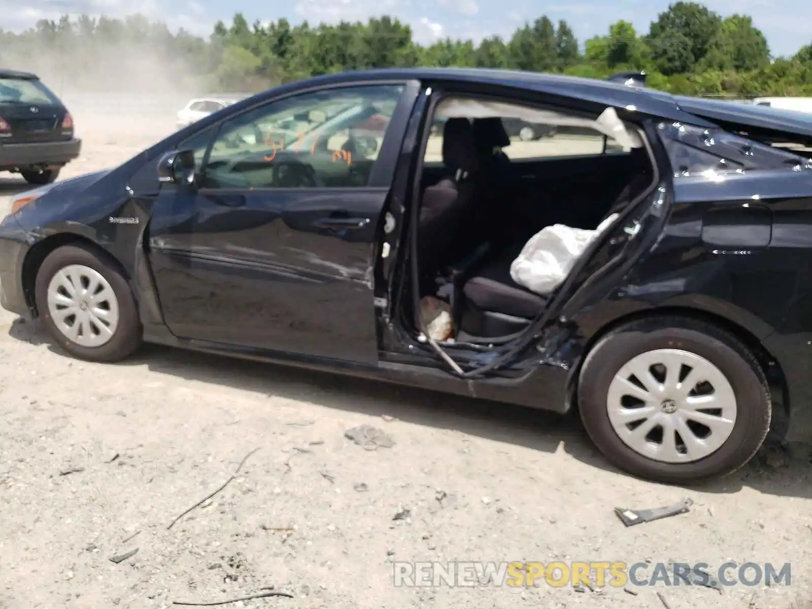 9 Photograph of a damaged car JTDKAMFU9M3141354 TOYOTA PRIUS 2021