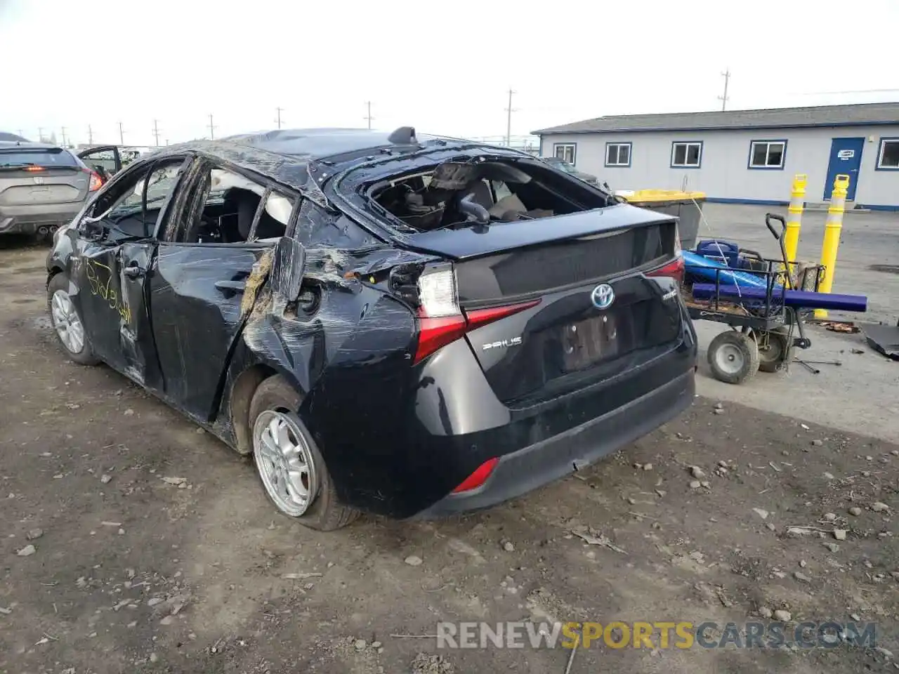 3 Фотография поврежденного автомобиля JTDKAMFU9M3149549 TOYOTA PRIUS 2021