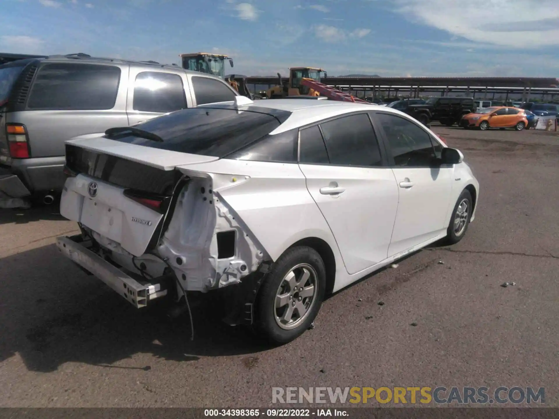 4 Photograph of a damaged car JTDKAMFUXM3133294 TOYOTA PRIUS 2021