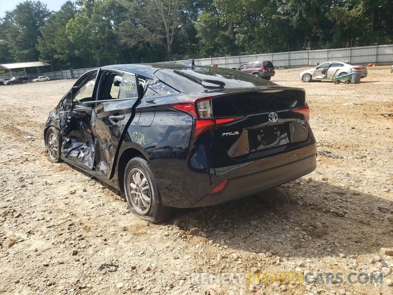 3 Photograph of a damaged car JTDKAMFUXM3138818 TOYOTA PRIUS 2021