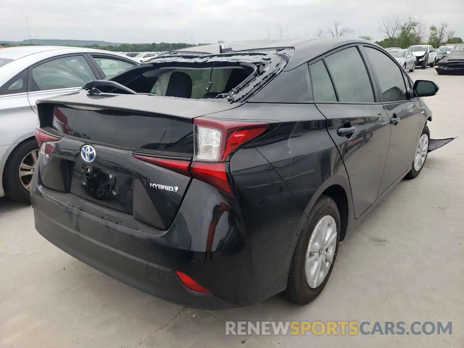 4 Photograph of a damaged car JTDKAMFUXM3145929 TOYOTA PRIUS 2021