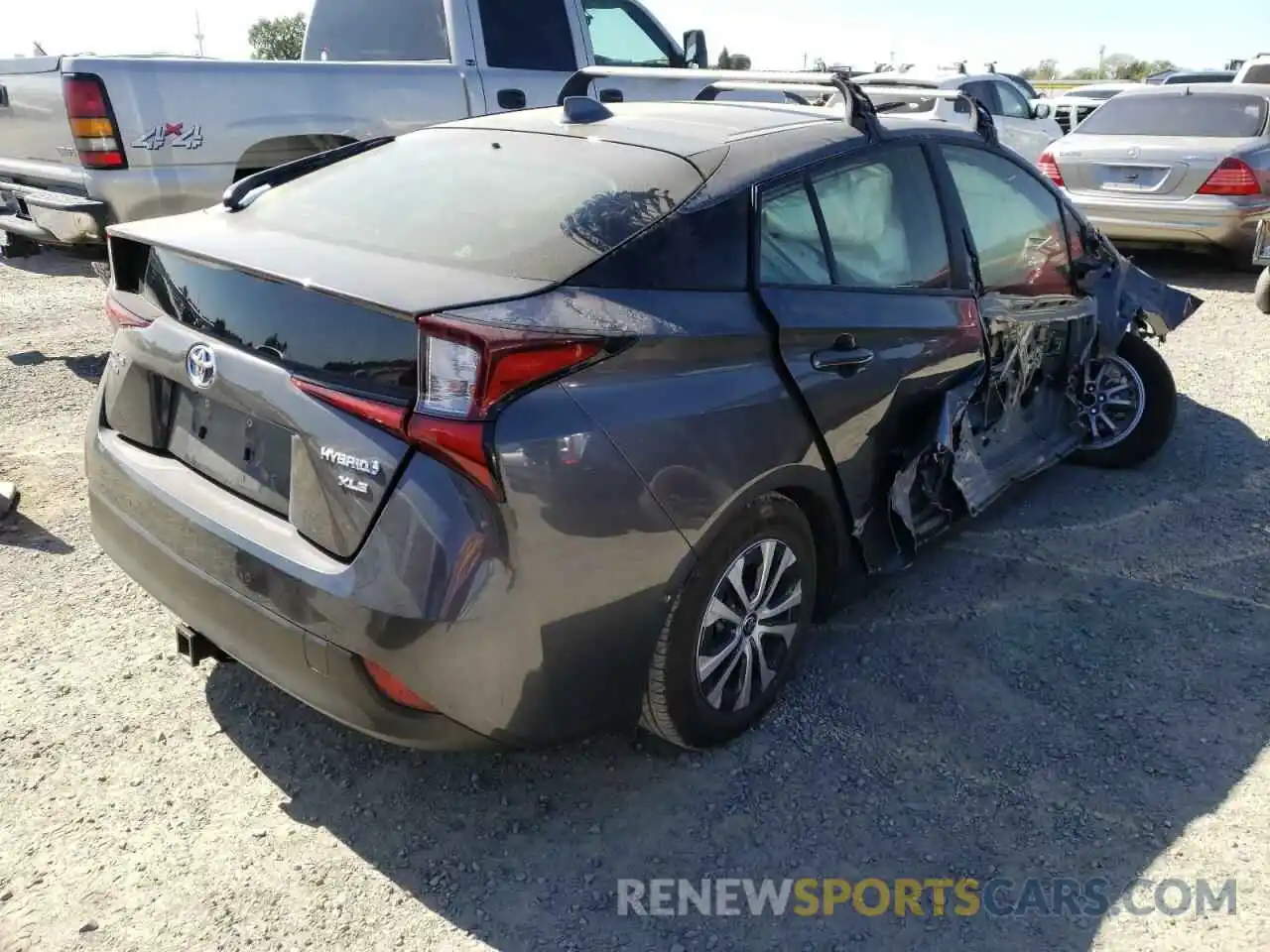 4 Photograph of a damaged car JTDL9MFU0M3030334 TOYOTA PRIUS 2021