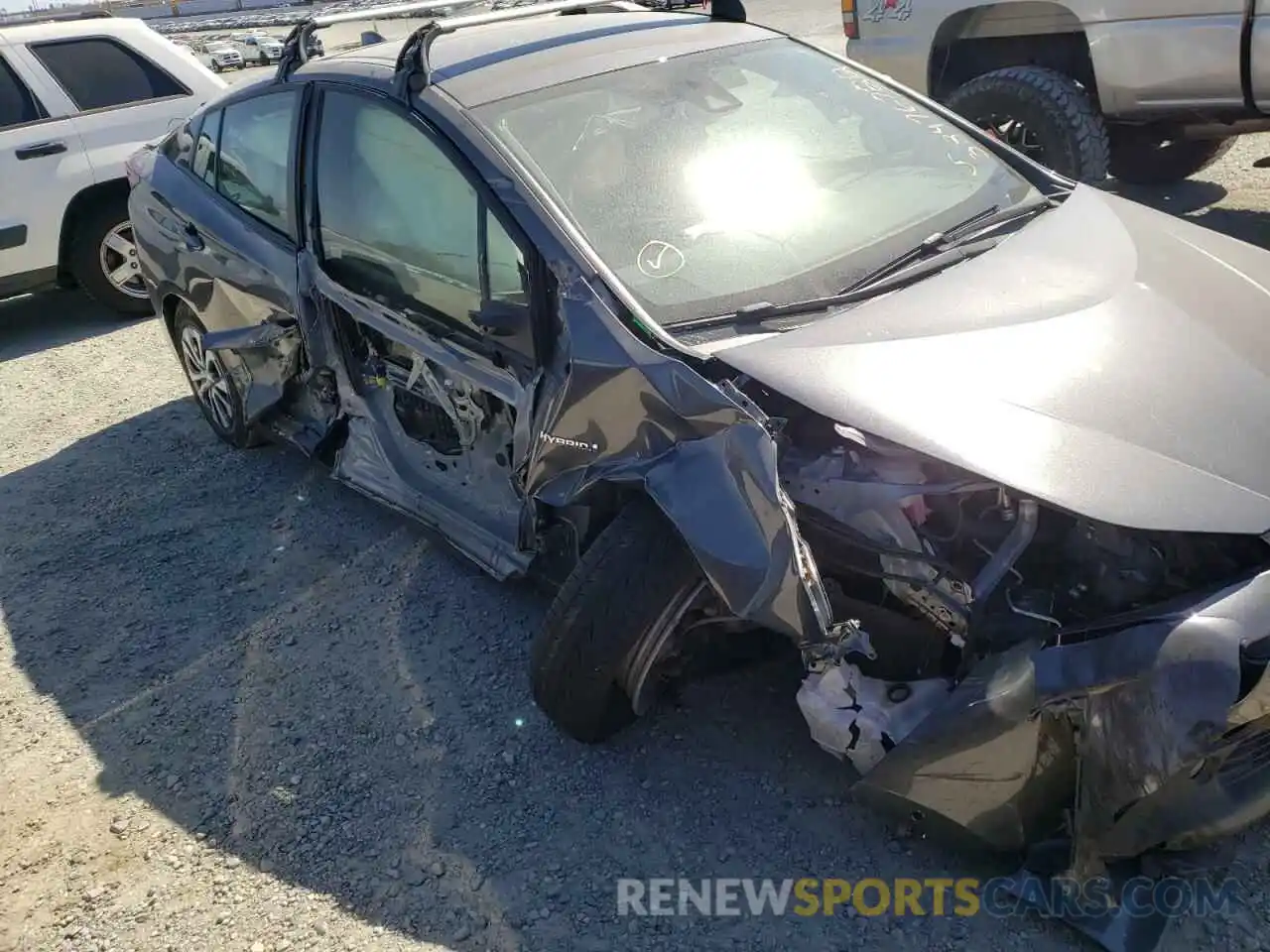 9 Photograph of a damaged car JTDL9MFU0M3030334 TOYOTA PRIUS 2021