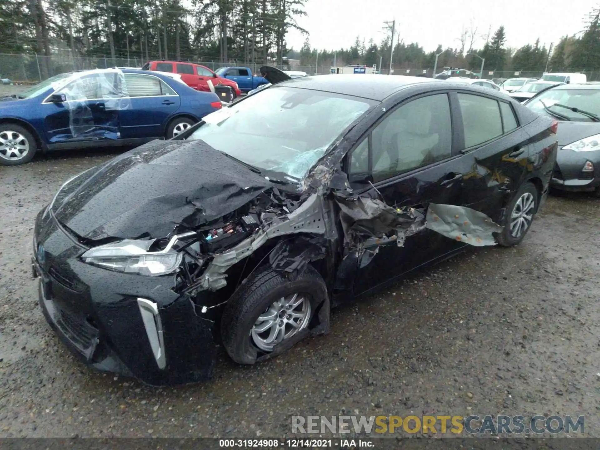 2 Фотография поврежденного автомобиля JTDL9MFU1M3024624 TOYOTA PRIUS 2021