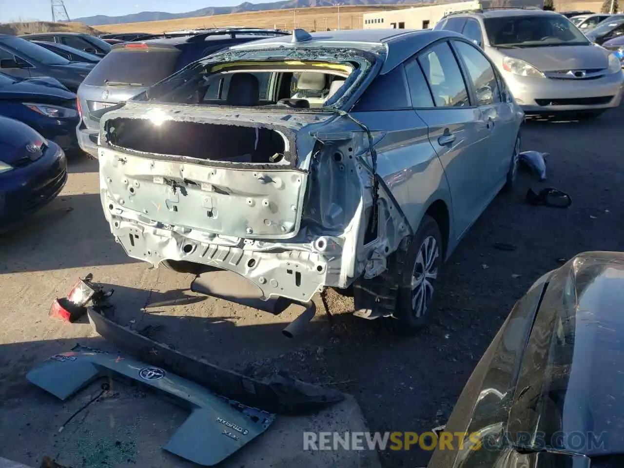 4 Photograph of a damaged car JTDL9MFU1M3024686 TOYOTA PRIUS 2021