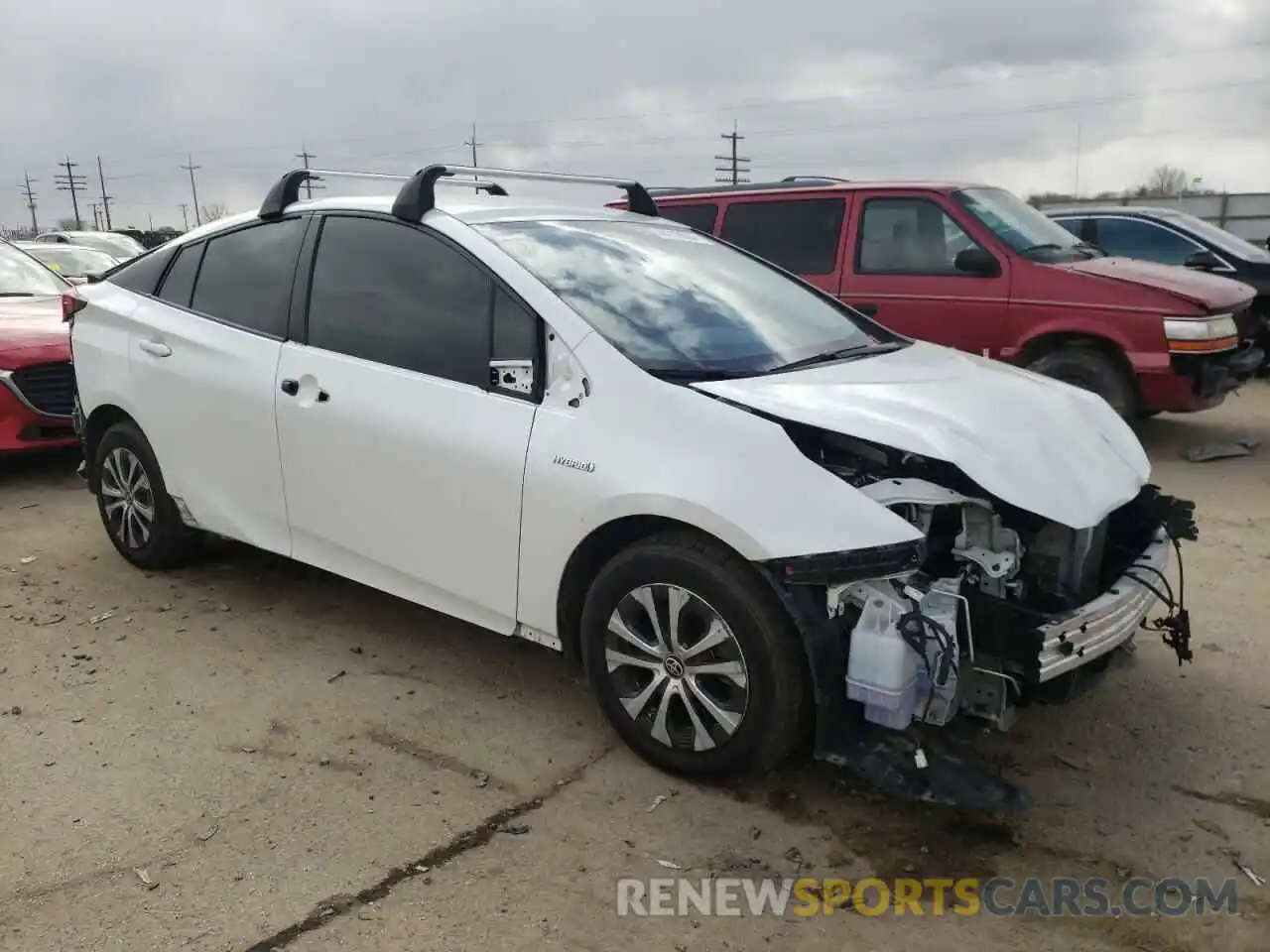 4 Photograph of a damaged car JTDL9MFU1M3025255 TOYOTA PRIUS 2021