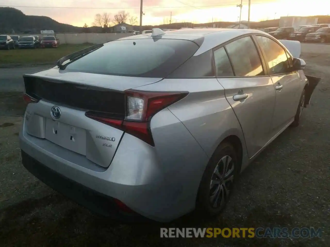 4 Photograph of a damaged car JTDL9MFU1M3027779 TOYOTA PRIUS 2021