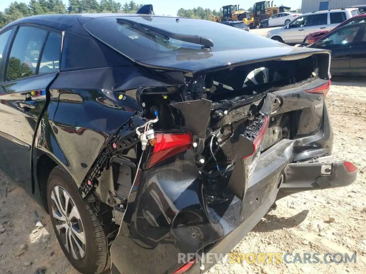 9 Photograph of a damaged car JTDL9MFU1M3030309 TOYOTA PRIUS 2021