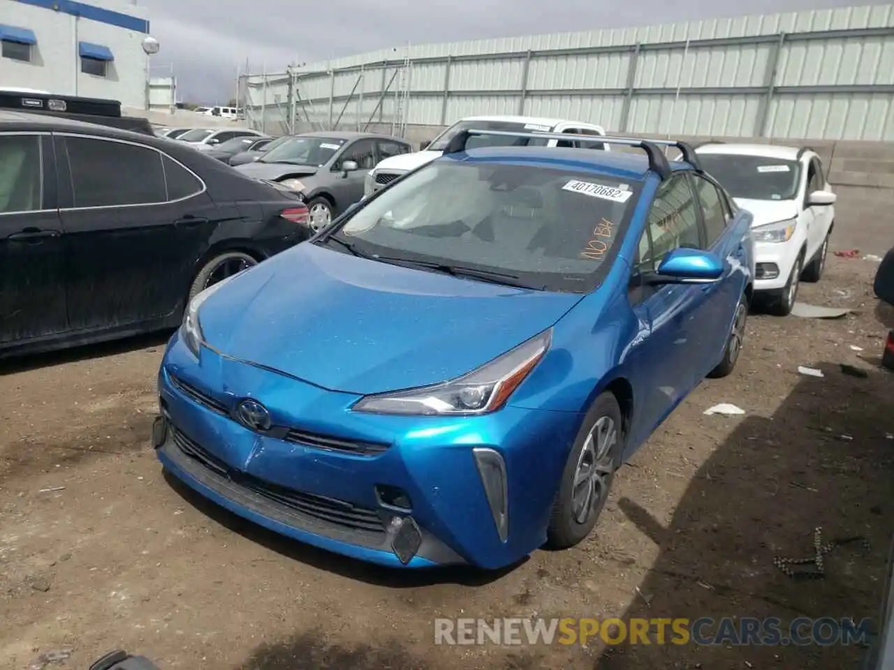 2 Фотография поврежденного автомобиля JTDL9MFU2M3030495 TOYOTA PRIUS 2021