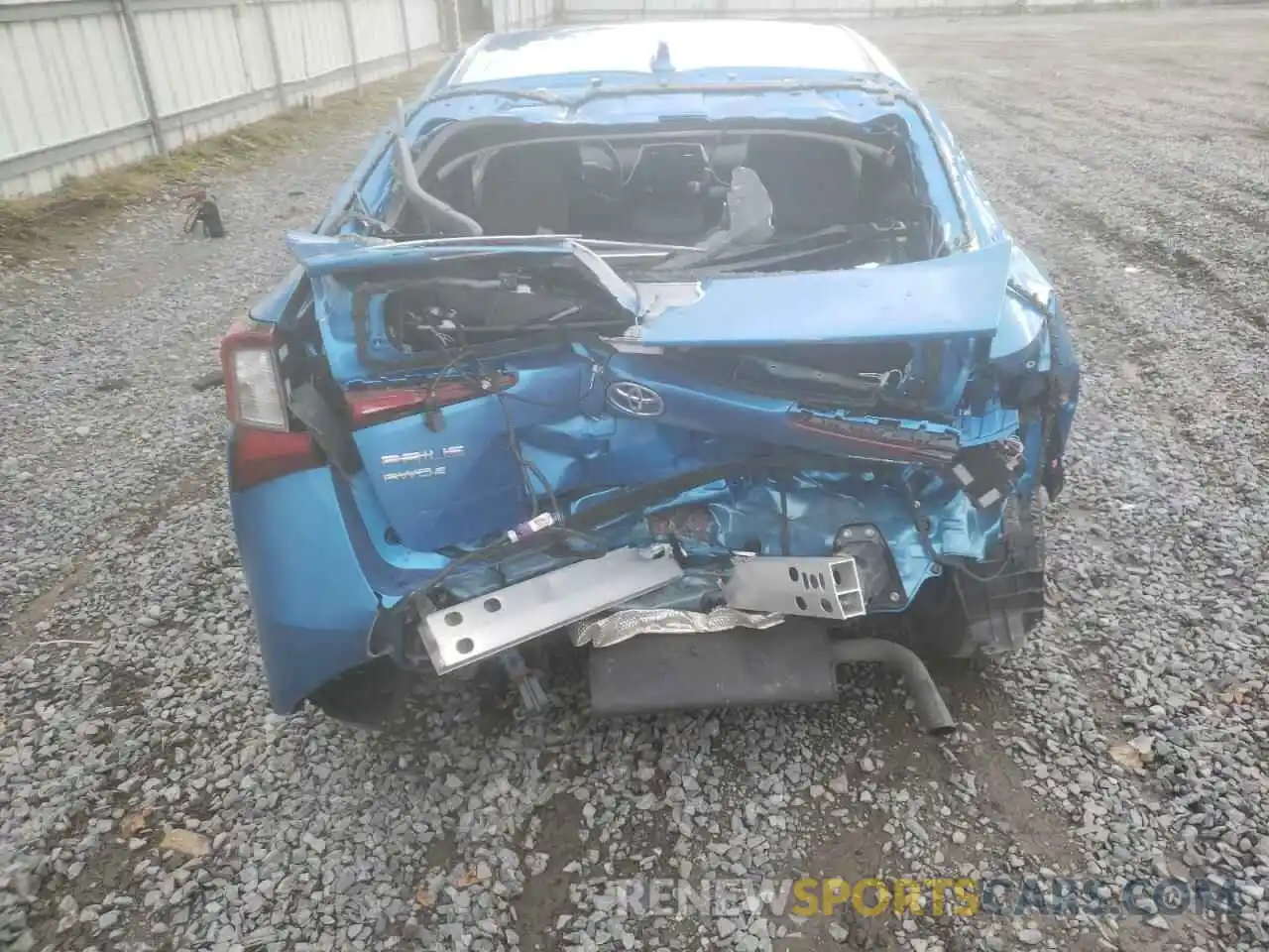 9 Photograph of a damaged car JTDL9MFU2M3030769 TOYOTA PRIUS 2021