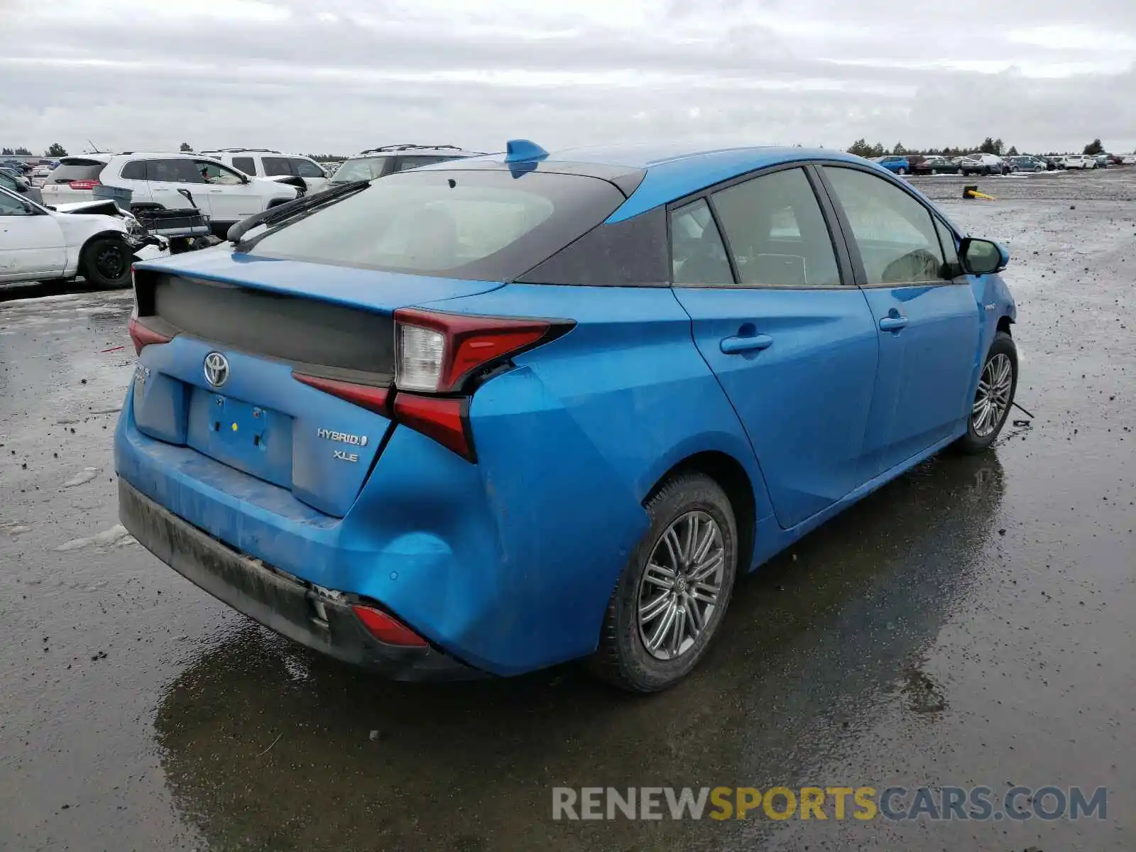 4 Photograph of a damaged car JTDL9MFU3M3023667 TOYOTA PRIUS 2021