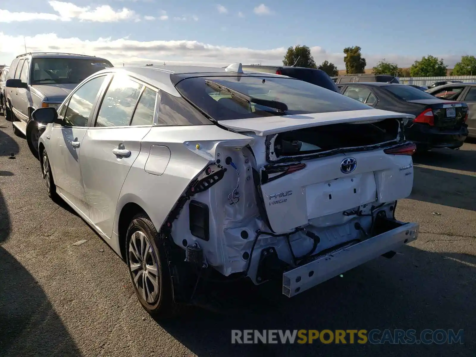 3 Photograph of a damaged car JTDL9MFU3M3025905 TOYOTA PRIUS 2021