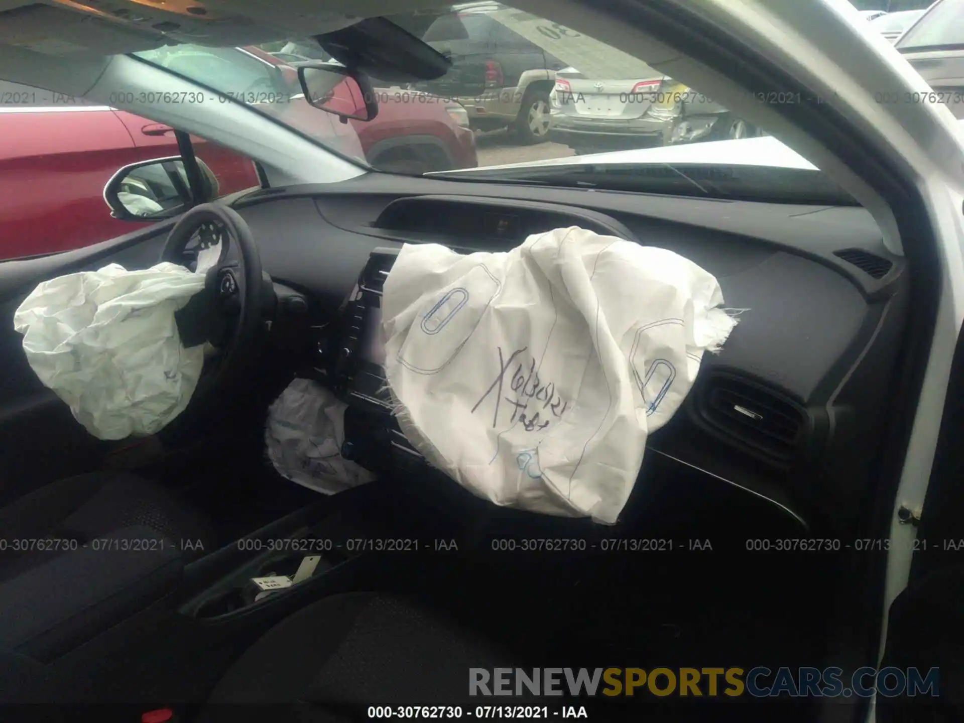 5 Photograph of a damaged car JTDL9MFU3M3027704 TOYOTA PRIUS 2021