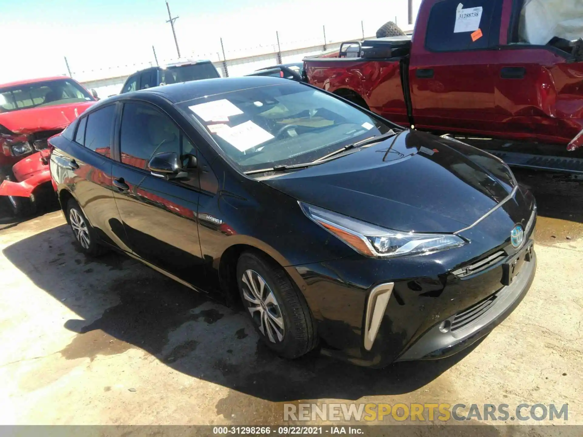 1 Photograph of a damaged car JTDL9MFU3M3028609 TOYOTA PRIUS 2021