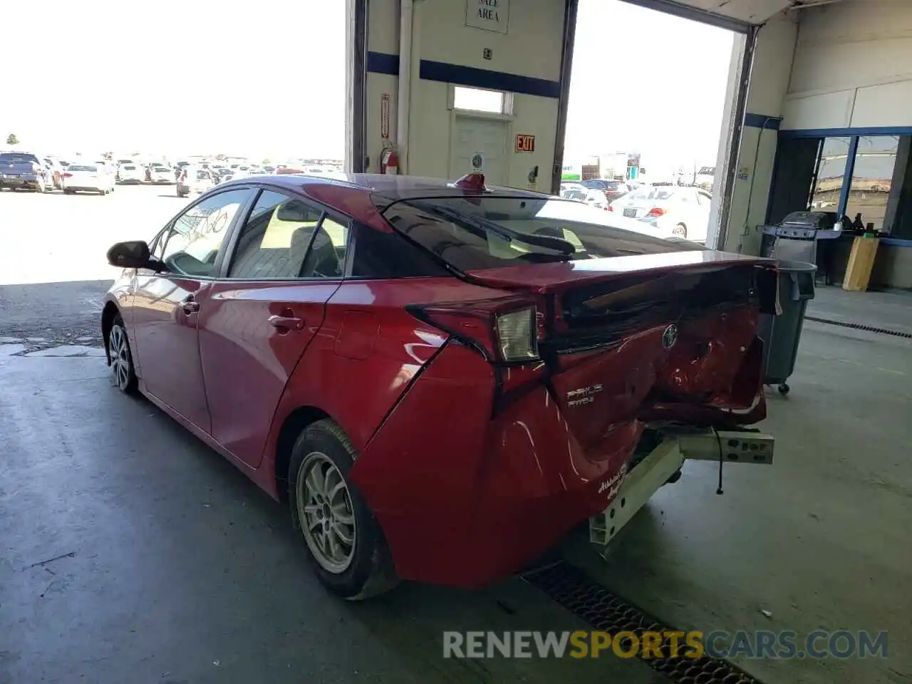 3 Photograph of a damaged car JTDL9MFU4M3029347 TOYOTA PRIUS 2021