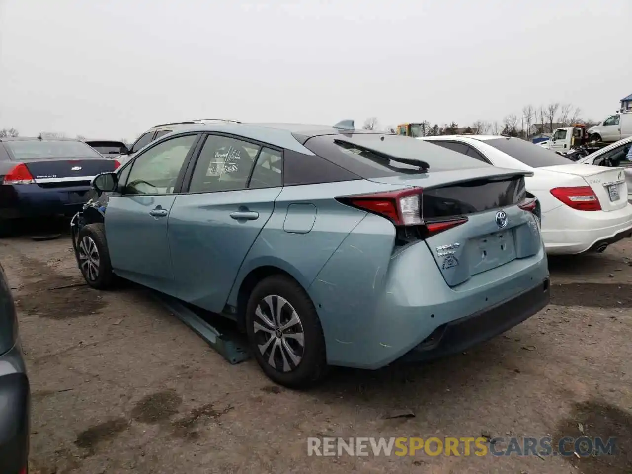 3 Фотография поврежденного автомобиля JTDL9MFU5M3023797 TOYOTA PRIUS 2021