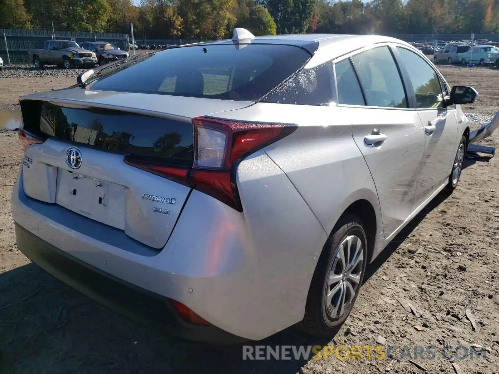 4 Photograph of a damaged car JTDL9MFU5M3024920 TOYOTA PRIUS 2021