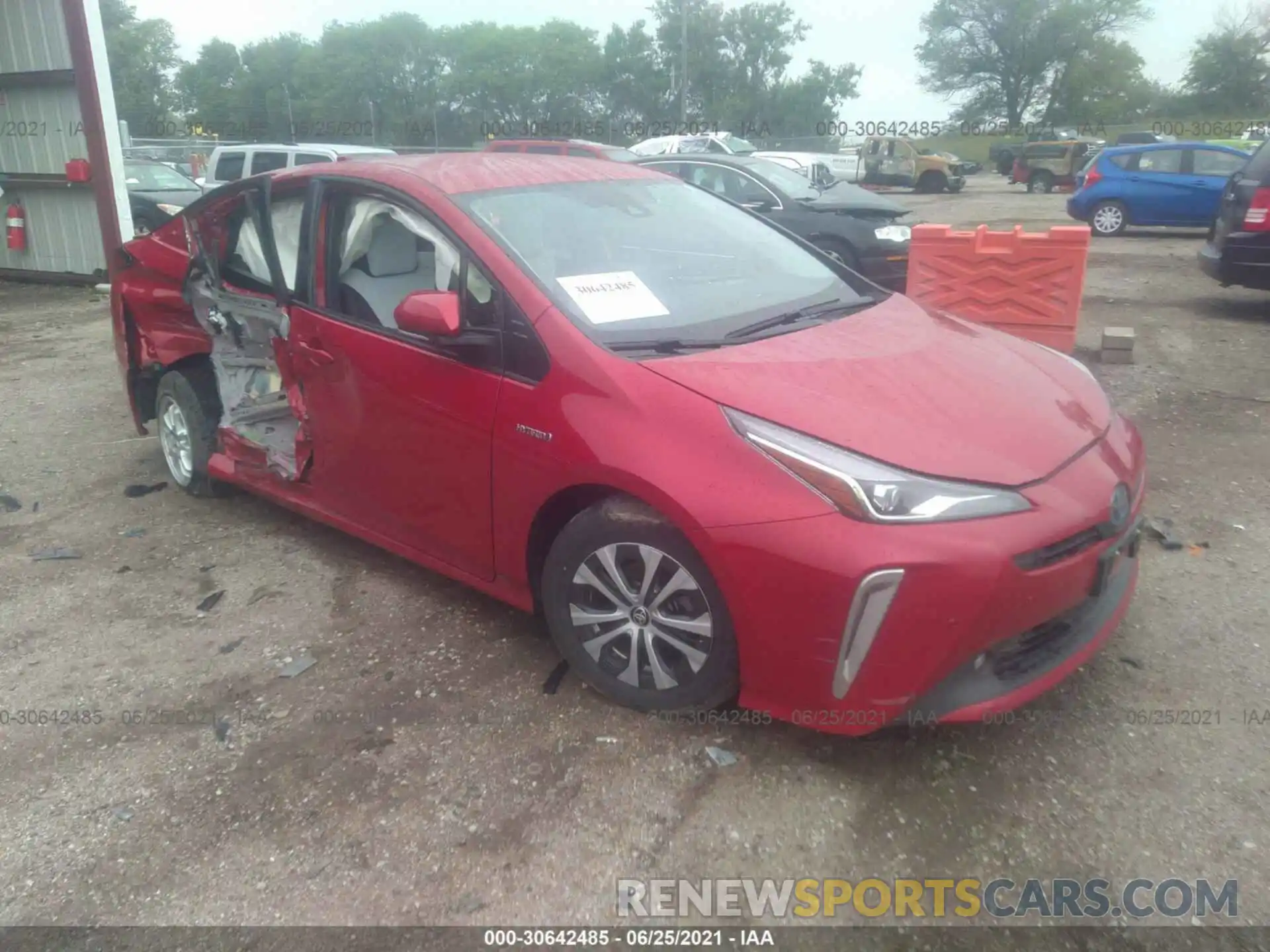 1 Photograph of a damaged car JTDL9MFU6M3023033 TOYOTA PRIUS 2021