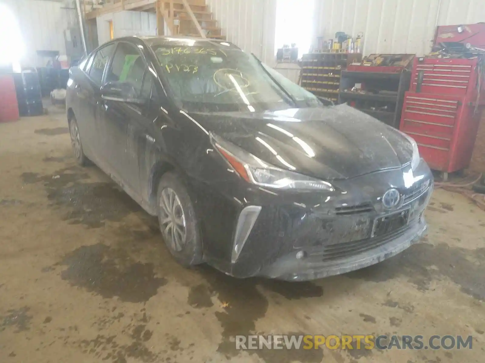 1 Photograph of a damaged car JTDL9MFU6M3024828 TOYOTA PRIUS 2021