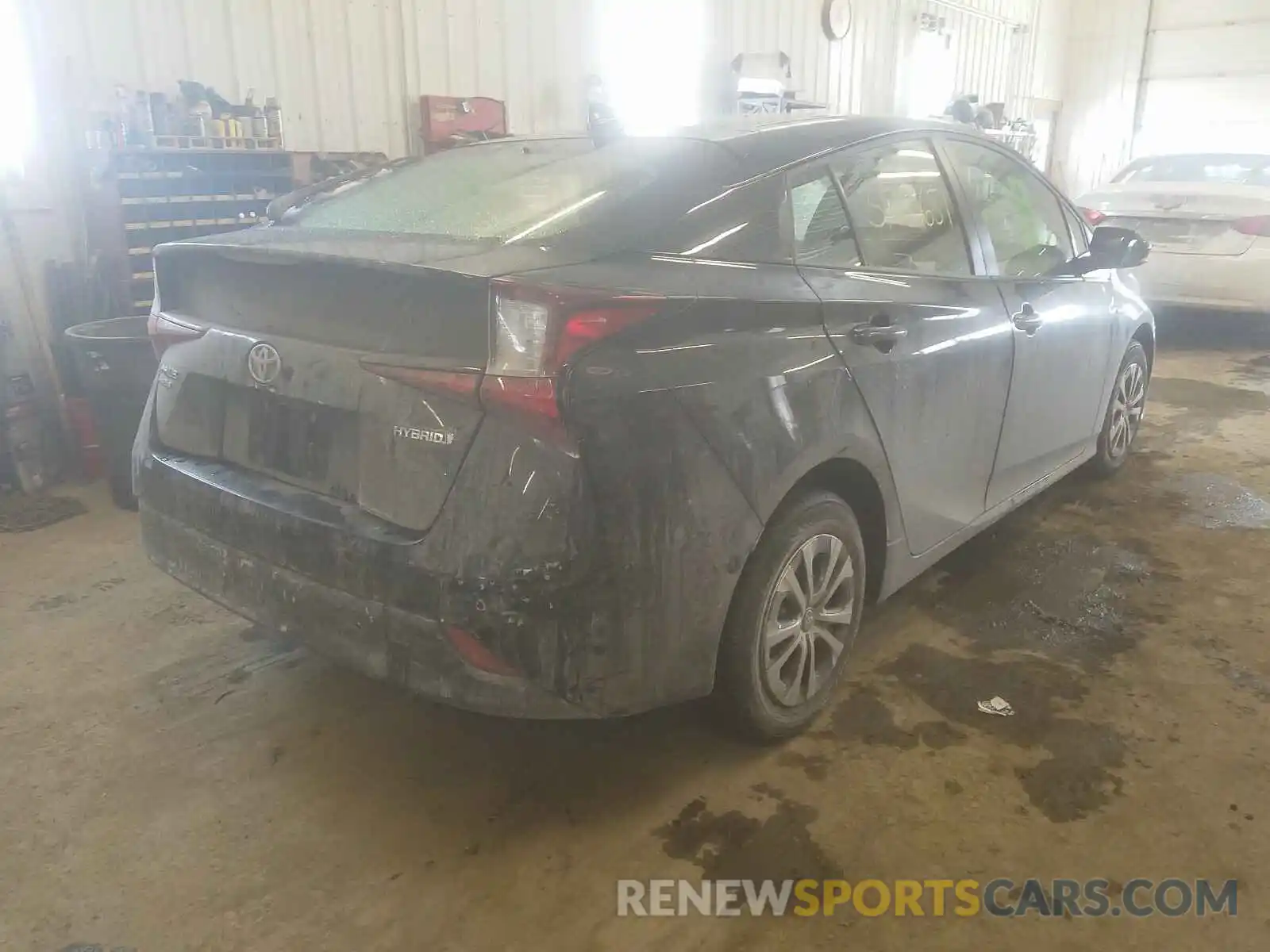 4 Photograph of a damaged car JTDL9MFU6M3024828 TOYOTA PRIUS 2021