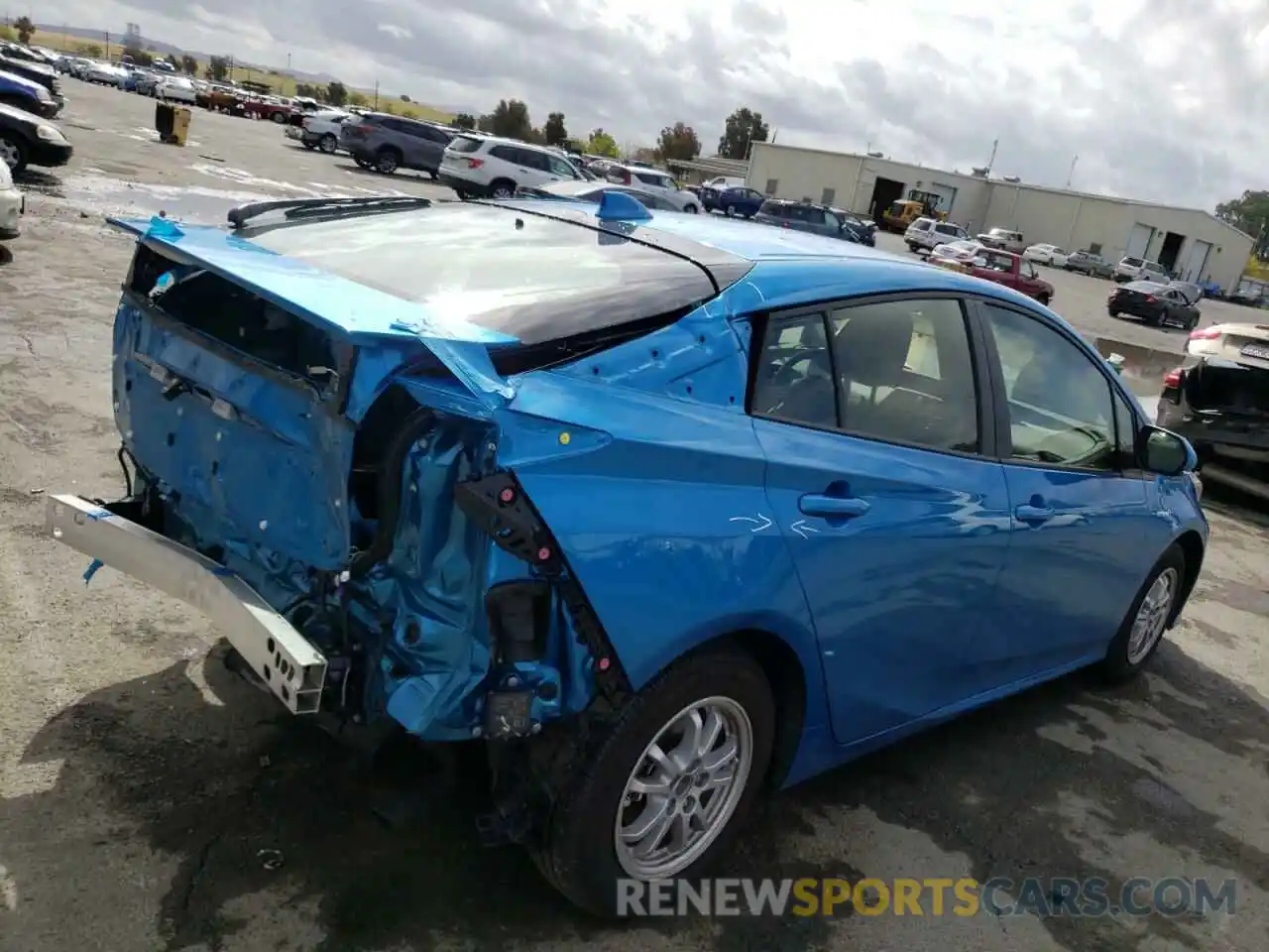 4 Photograph of a damaged car JTDL9MFU6M3025140 TOYOTA PRIUS 2021