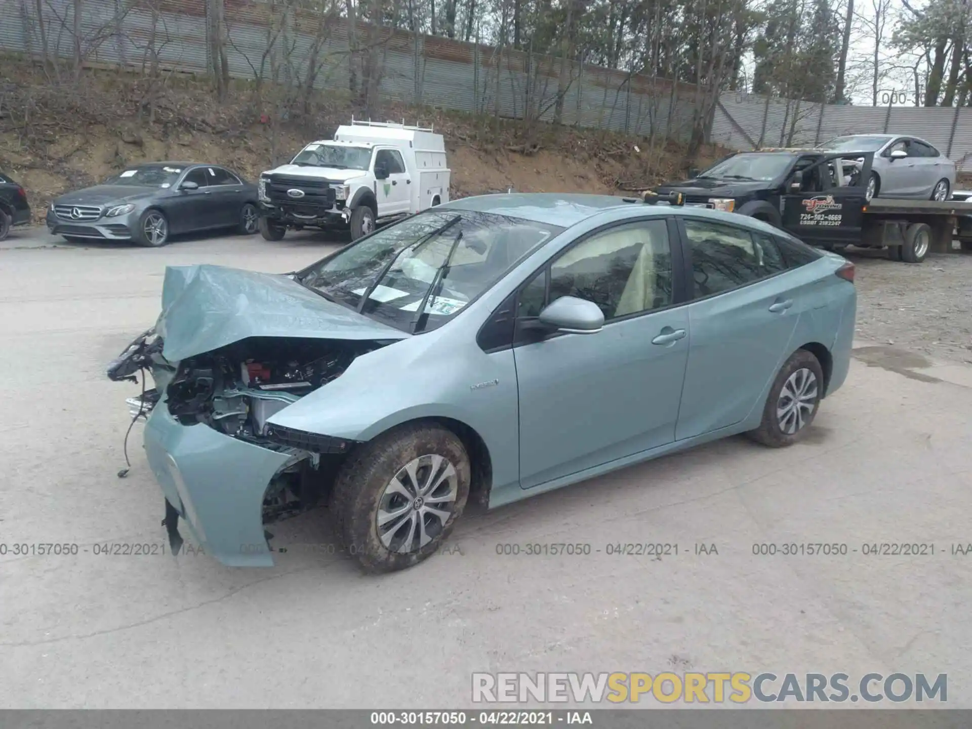 2 Фотография поврежденного автомобиля JTDL9MFU6M3027972 TOYOTA PRIUS 2021