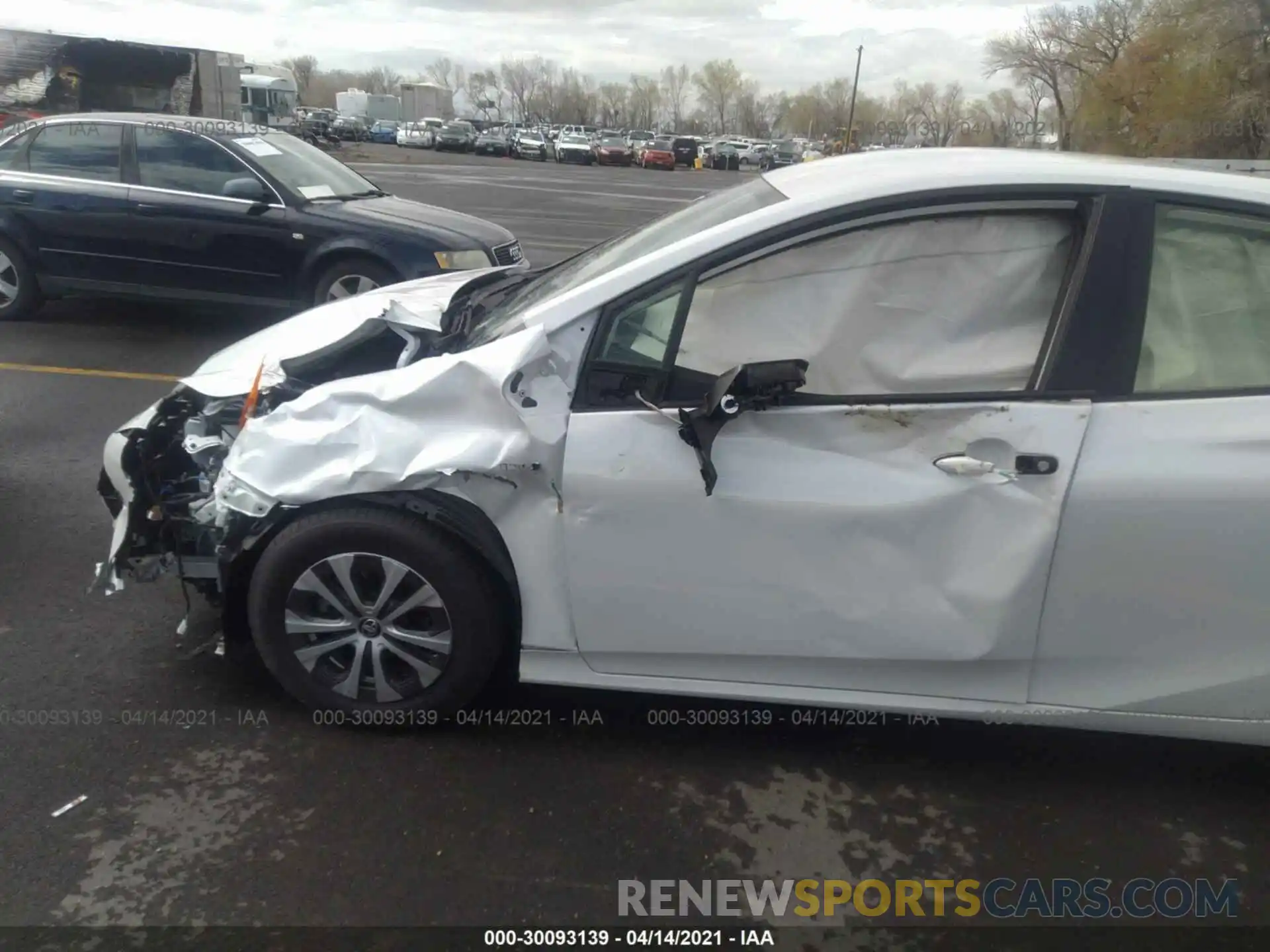 6 Photograph of a damaged car JTDL9MFU6M3028586 TOYOTA PRIUS 2021