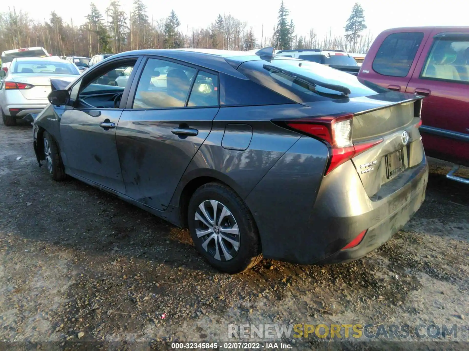 3 Фотография поврежденного автомобиля JTDL9MFU6M3030662 TOYOTA PRIUS 2021