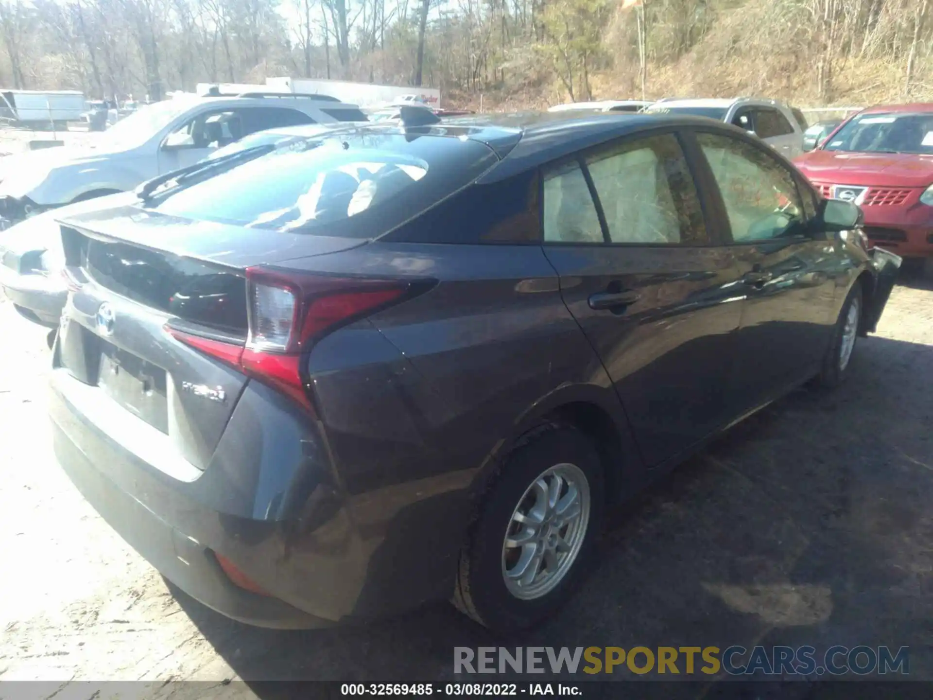 4 Photograph of a damaged car JTDL9MFU7M3023817 TOYOTA PRIUS 2021