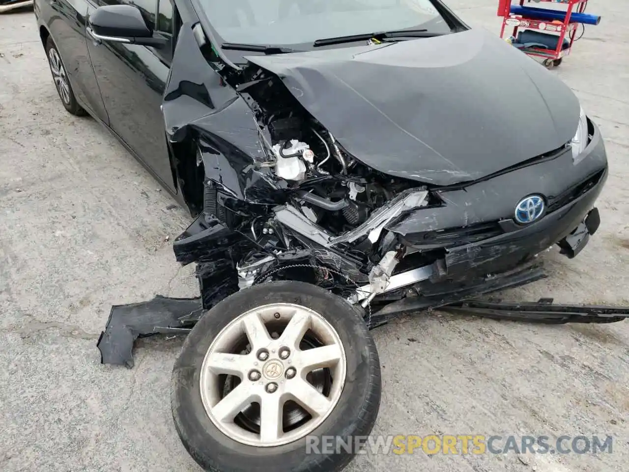 9 Photograph of a damaged car JTDL9MFU7M3024224 TOYOTA PRIUS 2021