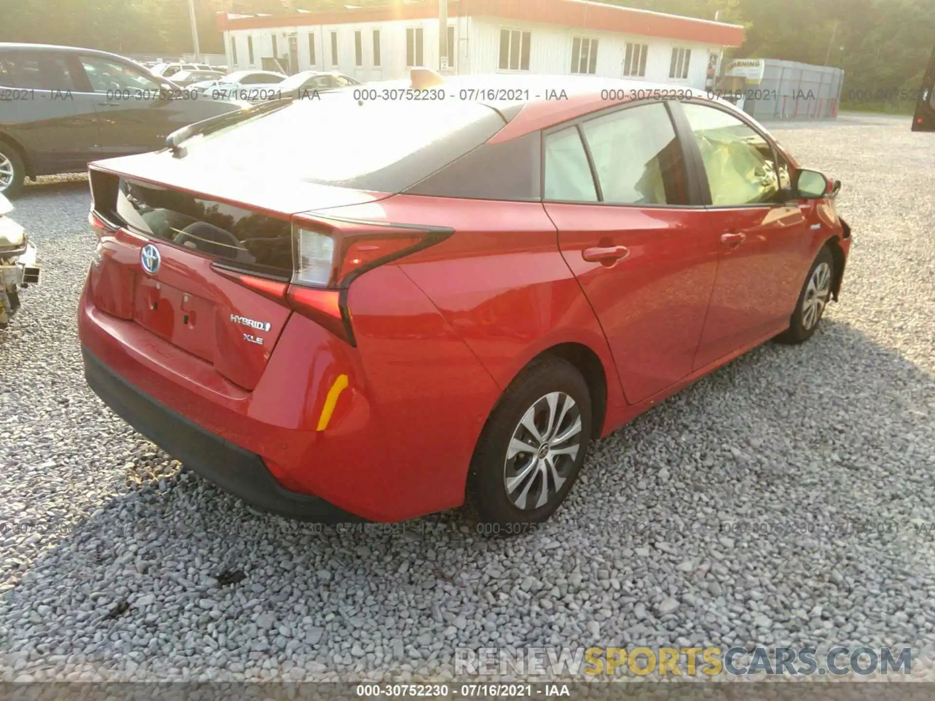 4 Photograph of a damaged car JTDL9MFU7M3025051 TOYOTA PRIUS 2021