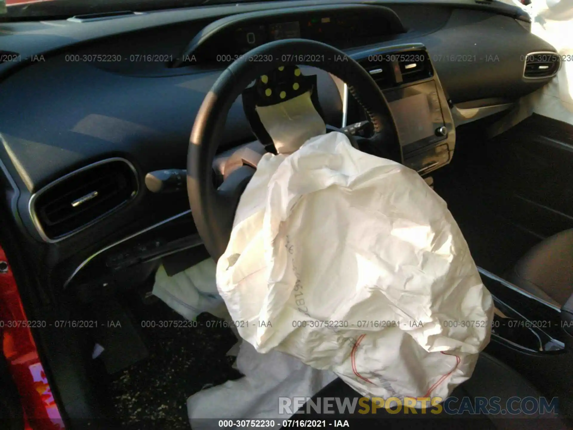 5 Photograph of a damaged car JTDL9MFU7M3025051 TOYOTA PRIUS 2021