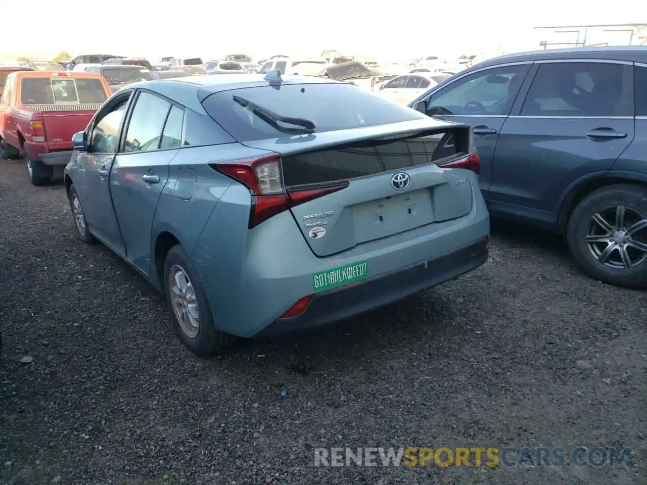 3 Photograph of a damaged car JTDL9MFU7M3026233 TOYOTA PRIUS 2021