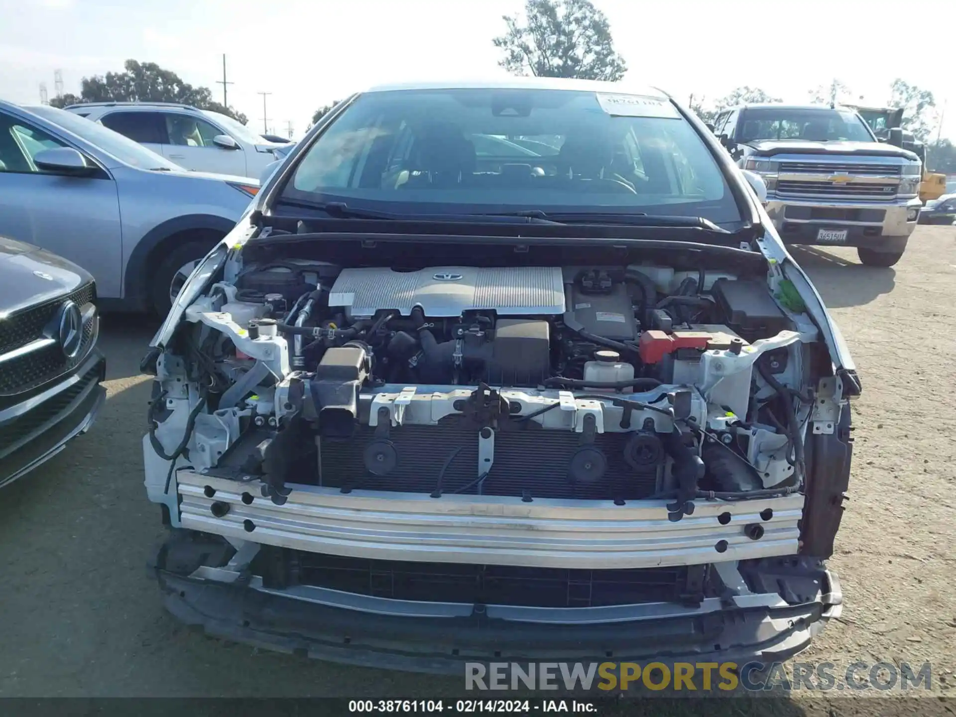 12 Photograph of a damaged car JTDL9MFU7M3027415 TOYOTA PRIUS 2021