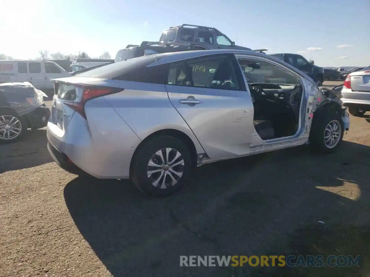 4 Photograph of a damaged car JTDL9MFU8M3024328 TOYOTA PRIUS 2021