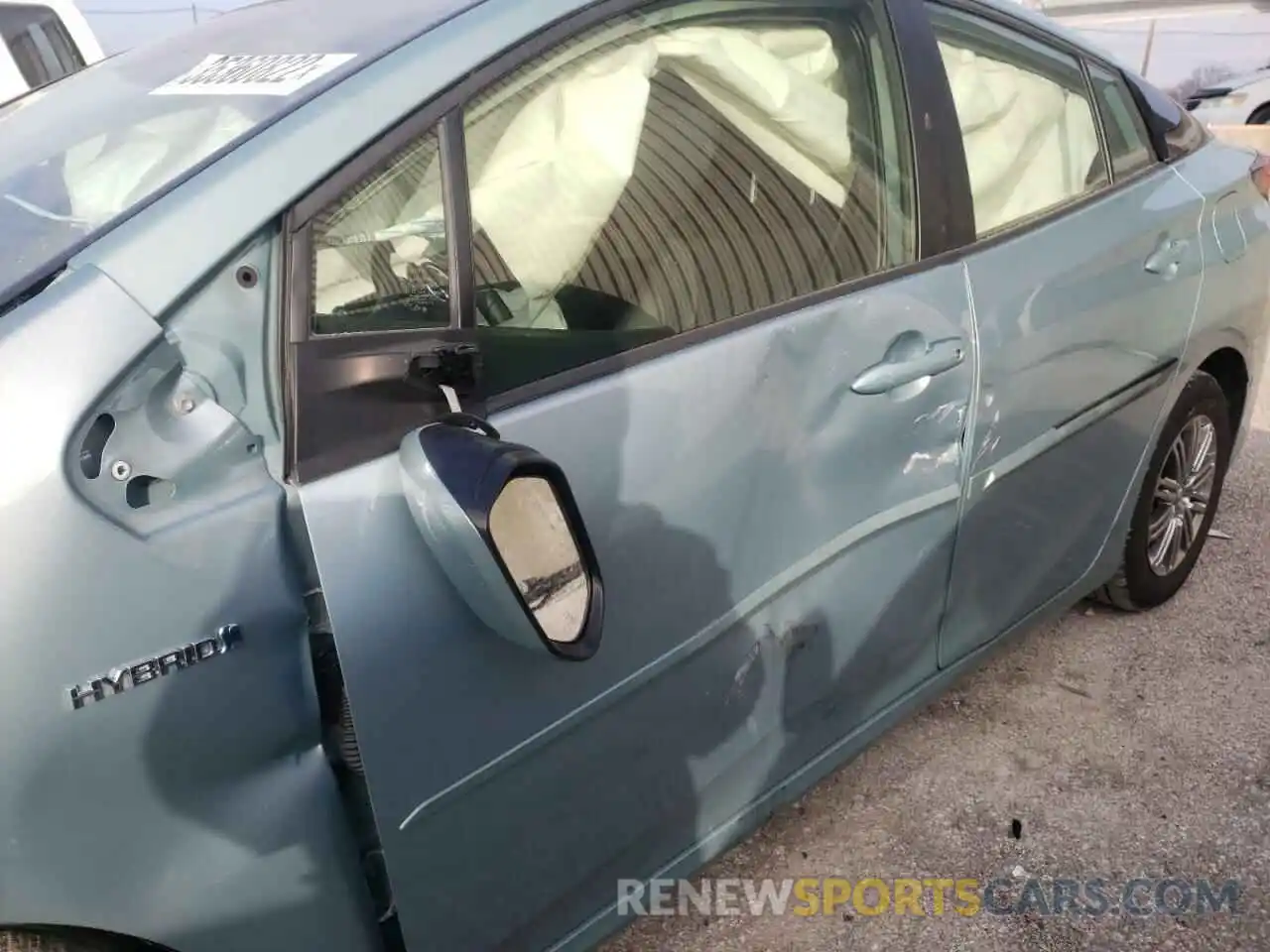 9 Photograph of a damaged car JTDL9MFU9M3026671 TOYOTA PRIUS 2021