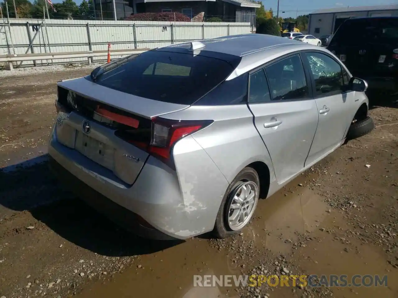 4 Photograph of a damaged car JTDL9MFU9M3027836 TOYOTA PRIUS 2021