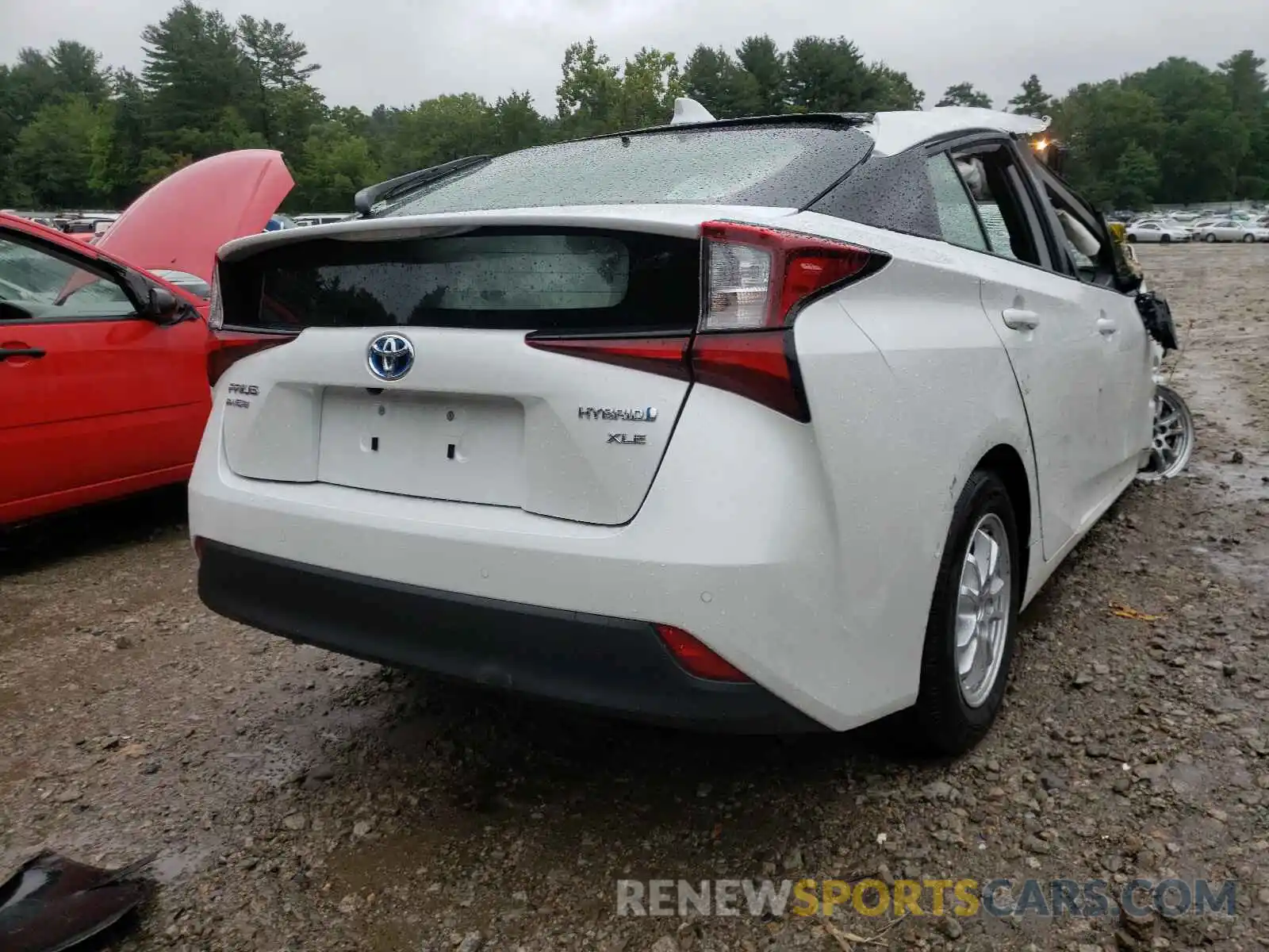 4 Photograph of a damaged car JTDL9MFU9M3029487 TOYOTA PRIUS 2021