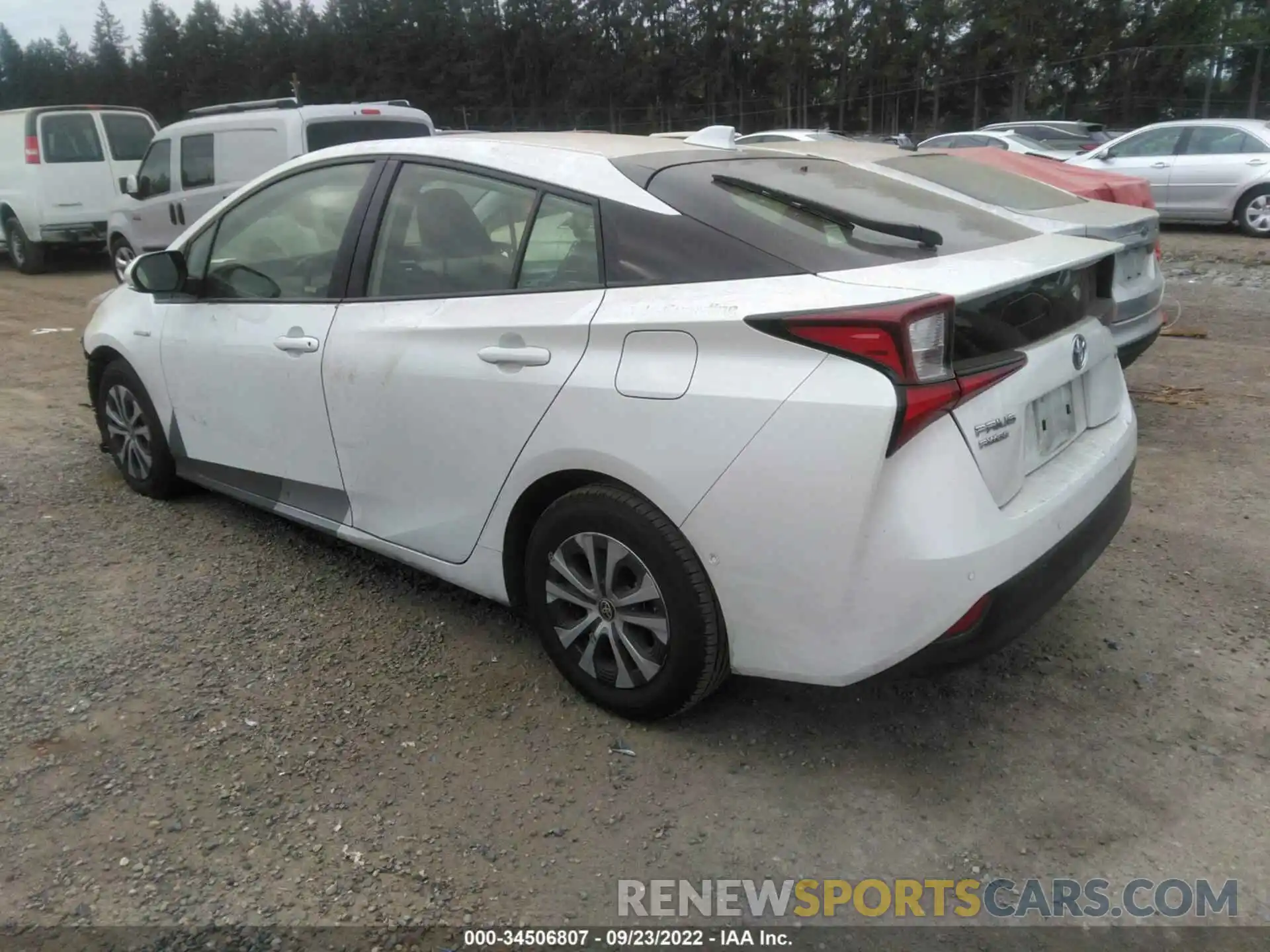 3 Photograph of a damaged car JTDL9MFUXM3023004 TOYOTA PRIUS 2021