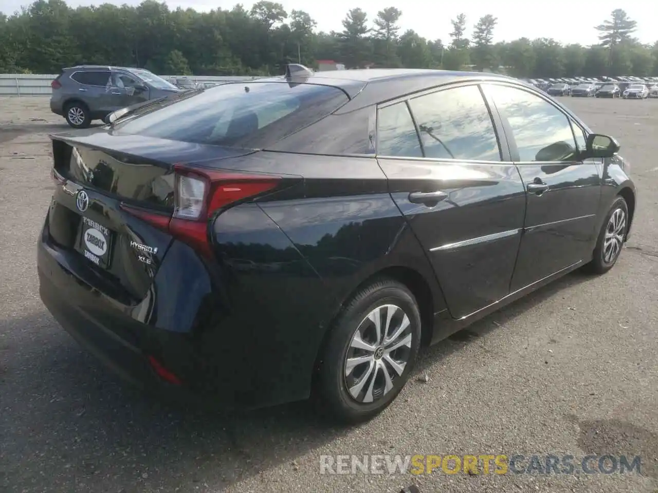 4 Photograph of a damaged car JTDL9MFUXM3023438 TOYOTA PRIUS 2021