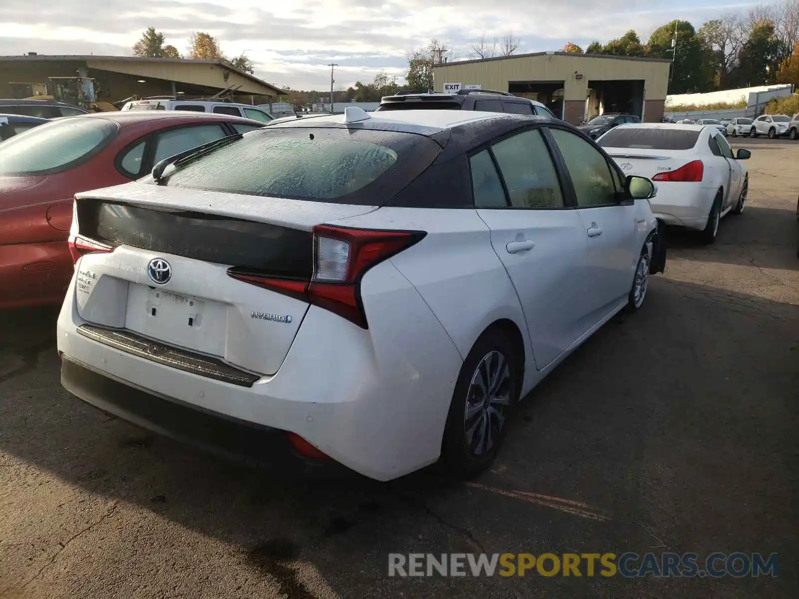 4 Photograph of a damaged car JTDL9MFUXM3025917 TOYOTA PRIUS 2021