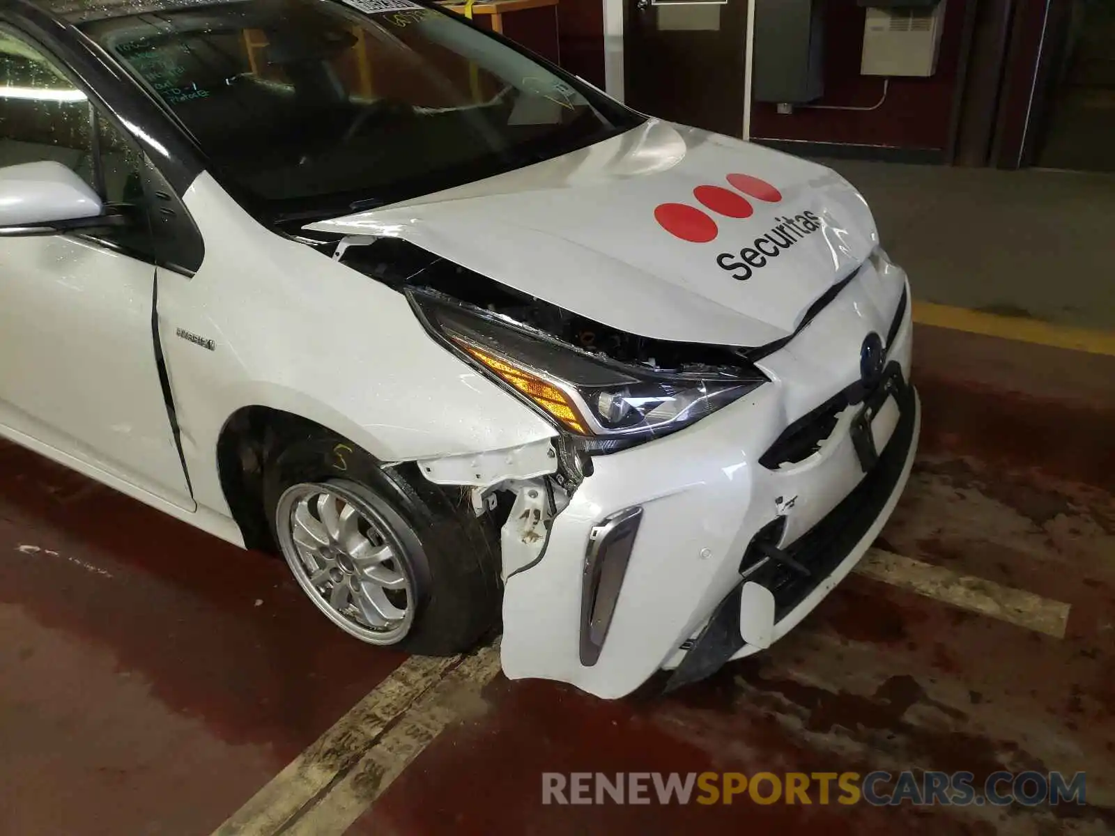 9 Photograph of a damaged car JTDL9MFUXM3025917 TOYOTA PRIUS 2021