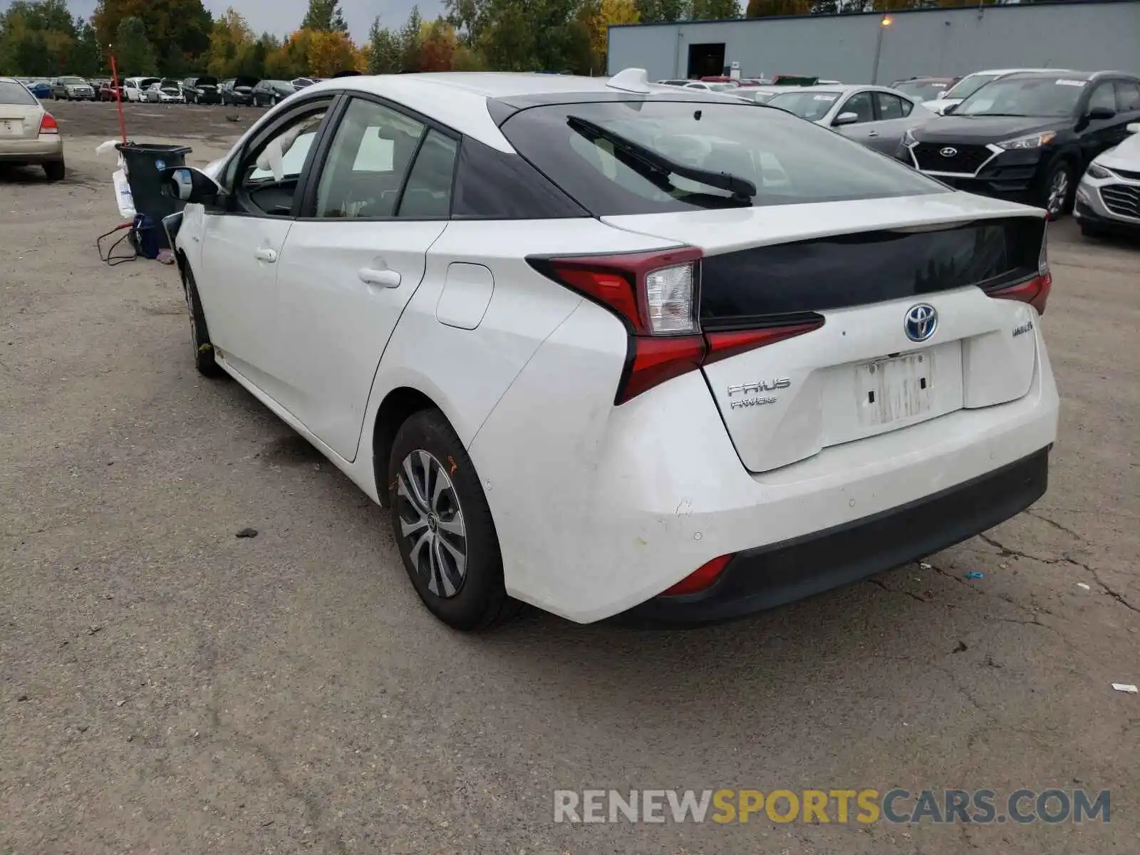 3 Photograph of a damaged car JTDL9MFUXM3026436 TOYOTA PRIUS 2021